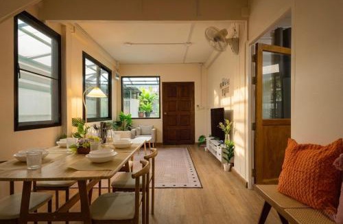 Thung Maha Mek Villa | Traditional Thai House Garden Cinema Pool MRT