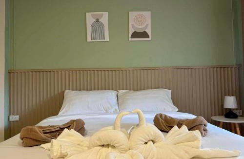 Ko Lanta Hotel | Tree Space Lanta Pool Stay Quiet & Near Beach