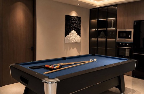 Central Pattaya House | Tremendous 6-bedroom house with AC in Bang Lamung District
