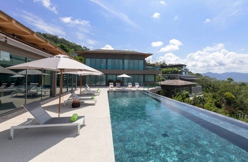 Choeng Thale Villa | Tropical Castle 18 suites - Layan Beach