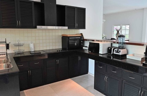 Ban Saiyuan Villa | Tropical Vibe 3 Bedrooms Pool Villa