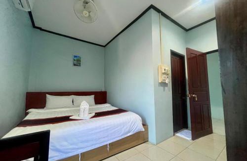 Vang Vieng Hotel | VangVieng Smile guesthouse
