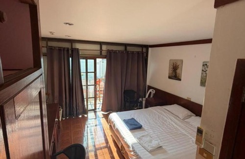 Patong Bed & Breakfast | Vibes Solution