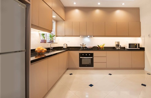 South Pattaya House | "Villa Bos" mit 5 Schlafzimmern by Interhome