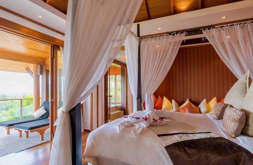 Cherngtalay Villa | Villa Pawana - Luxury Thai-style 4 Bedroom Pool Villa @ Surin Beach