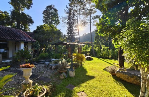 Pong Yaeng House | Villa Plai Doi Mountain-view villa with fireplace and fire pit