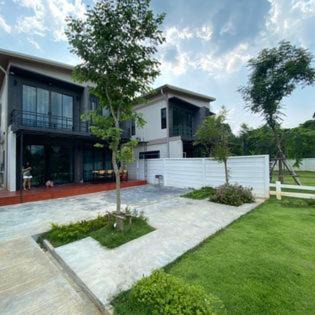 Sai Yok Villa | Villa
