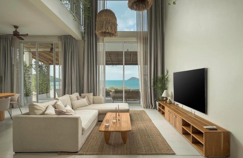 Haad Pleayleam Villa | Villa Vista, 5BR Beach Front SeaView Haven, Steps to Sand
