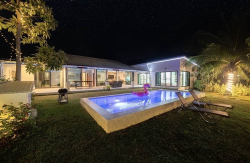 Wichit Villa | Walking down on the beach within few steps from the villa on private beach