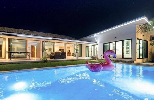 Wichit Villa | Walking down on the beach within few steps from the villa on private beach