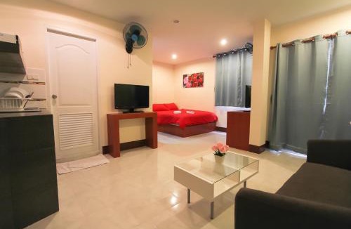Pattaya Bay House | Walking Street Guest House