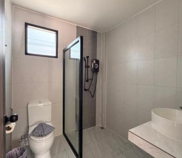 Lam Kaen Apartment | Wanwichai Room