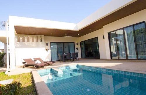 Rawai House | West facing 3br Boutique Pool Villa NC4