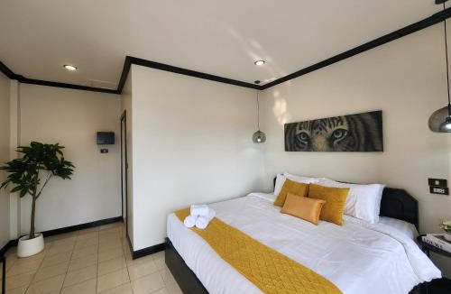 Nanai Road Apartment | Wink City 2 Patong Center close to the Beach