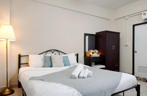 Bang Na Hotel | Xin Hotel at Udomsuk 29