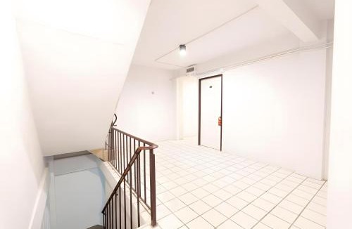 Wat Bowon Niwet Apartment | XX Mitr Inn Khaosan road - มิตร อินน์ ข้าวสาร