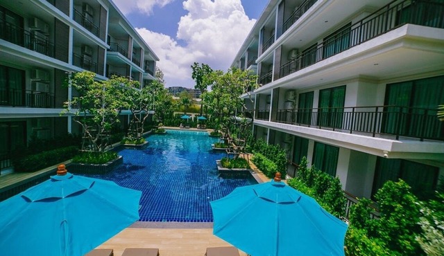 2 bedrooms apartment including breakfast. Title Phase 3