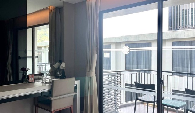 4605 - Studio with Balcony & Pool near Patong Beach in Tambon Patong