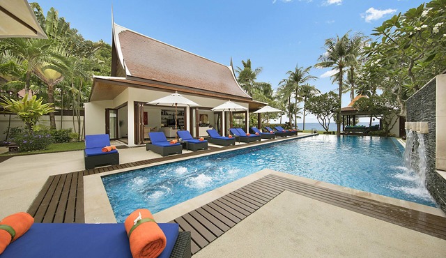 5BR Private Beachfront Villa | Lipa Noi Beach