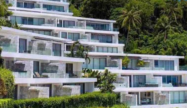Amazing Entire Apartment with Breathtaking Seaview