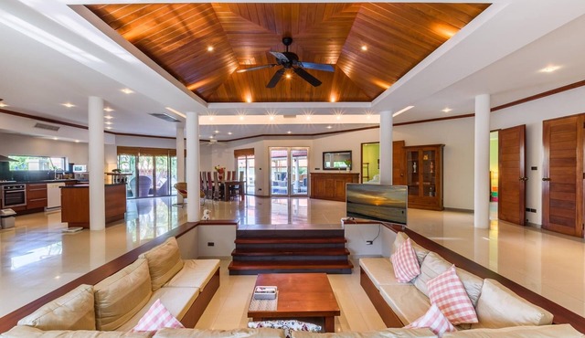 Amber Pool Villa, Your private slice of paradise
