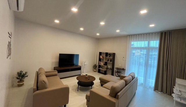 ApoHouse34 Minimalist townhome near Phuket Old Town in Phuket