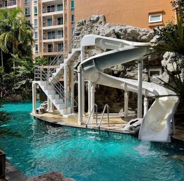 Atlantis Condo Resort Pattaya in Jomtien Beach