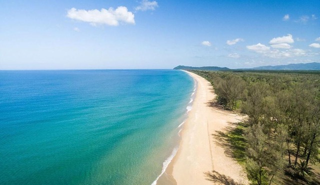 Authentic beach house in Phang Nga - Turtle Beach House 2 in Thai Mueang