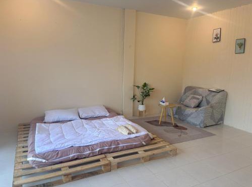 Avalil Hometel เอวาลิลโฮมเทล in Ban Khlong Khanan