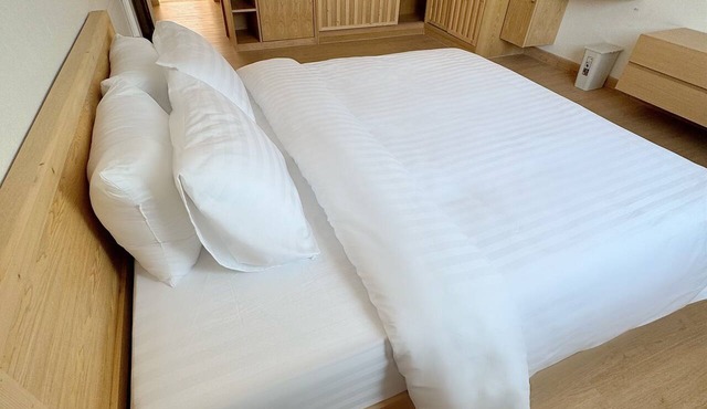 Baan Samurai Suan Buak Haad Chiang Mai Old City 3 BR All King Bed in Chiang Mai