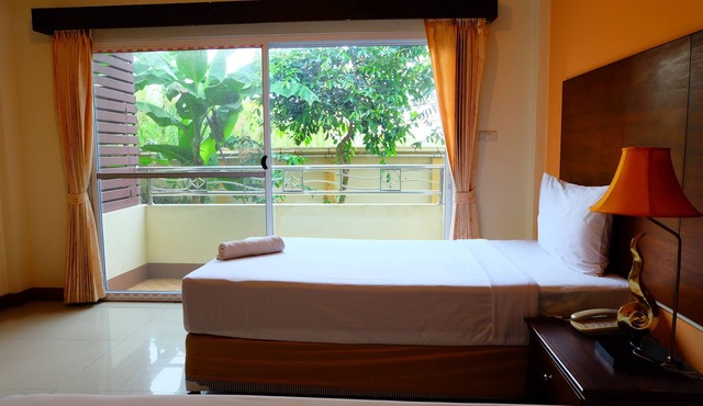 Baan Suanphet Resort in Kamphaeng Phet
