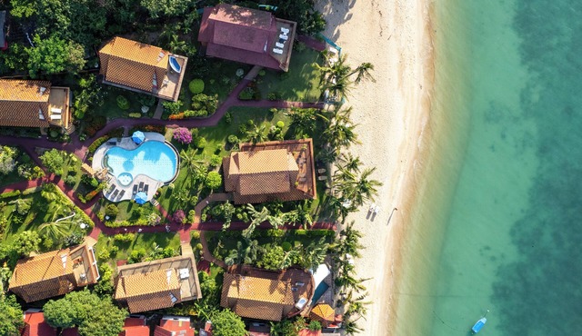 Beachside Villa - Near White Lotus Hotel