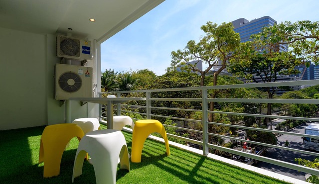 Benviar Tonson Residence