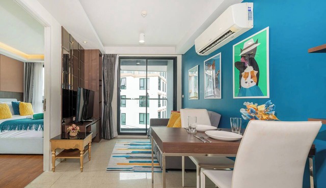 Best for Digital Nomad-1 BR Apt close to Surin Beach in Tambon Choeng Thale