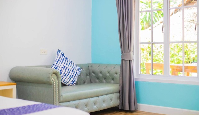 Blue Shore Cottage in Sikao