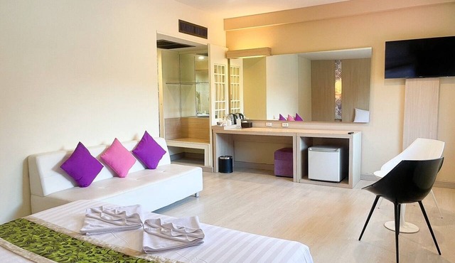 Bunjongburi Hotel in Surat Thani