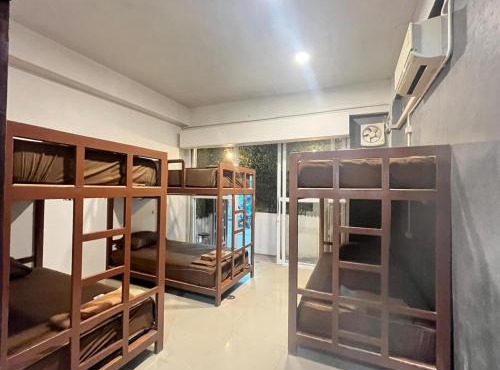 Chameleon's Hostel