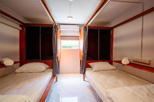 Coasta Wings Hostel