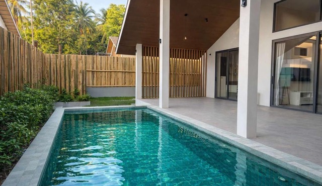 Cocolane Villa 4 in Hinkong