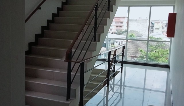 Collection O The Bangkok Cha Cha Suite in Bangkok