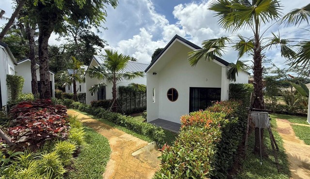 Cozy 1-bedroom bungalow in perfect Phuket with AC included in Phuket