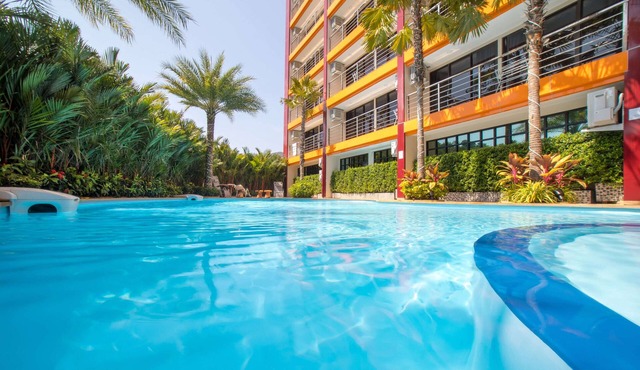 Cozy Apartment close to Naiharn Beach, free Wifi in Naiharn