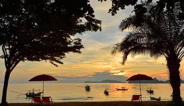 De Sea Almond Hotel Chumphon in Chumphon