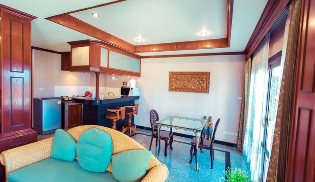 Deluxe apartment in residence. in Patong Beach