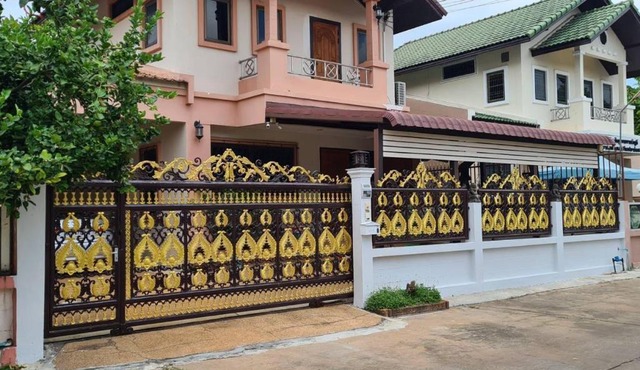 Do D Home Udonthani ในตัวเมืองอุดร ใกล้หนองประจักษ์ in Ban Bo Nam