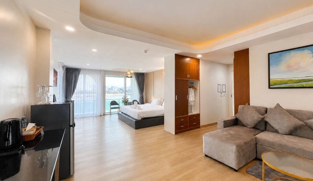 Dview Golden Triangle Hotel Chiangsaen in Chiang Saen