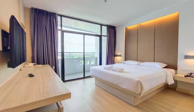 Ebina House in Bangkok