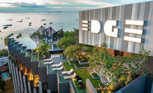 EDGE Condo Near Beach & Walking Street in Pattaya