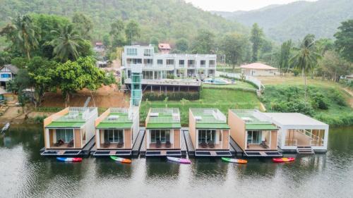 Erachon Raft Resort in Ban Tha Thong Mon