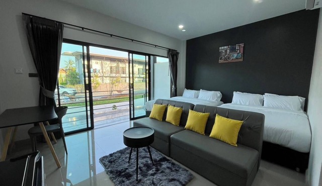 Hillside Premium Hotel in Surat Thani